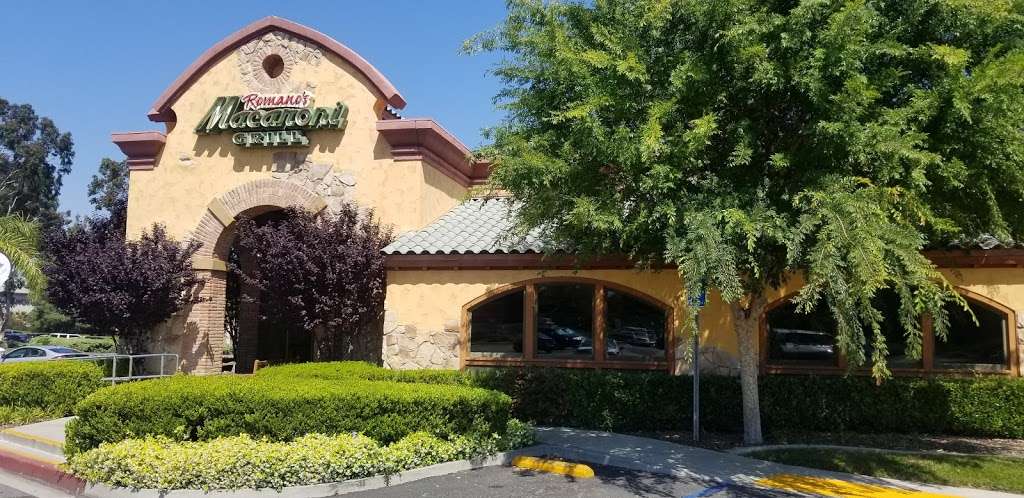 Romanos Macaroni Grill | North County Fair, 202 E Via Rancho Pkwy, Escondido, CA 92025 | Phone: (760) 741-6309