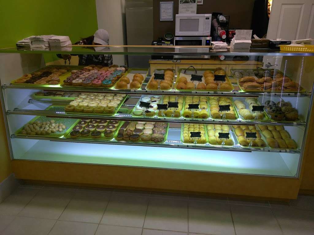 Fresh Donuts | 3503 S Sam Houston Pkwy E, Houston, TX 77047, USA | Phone: (832) 623-6465