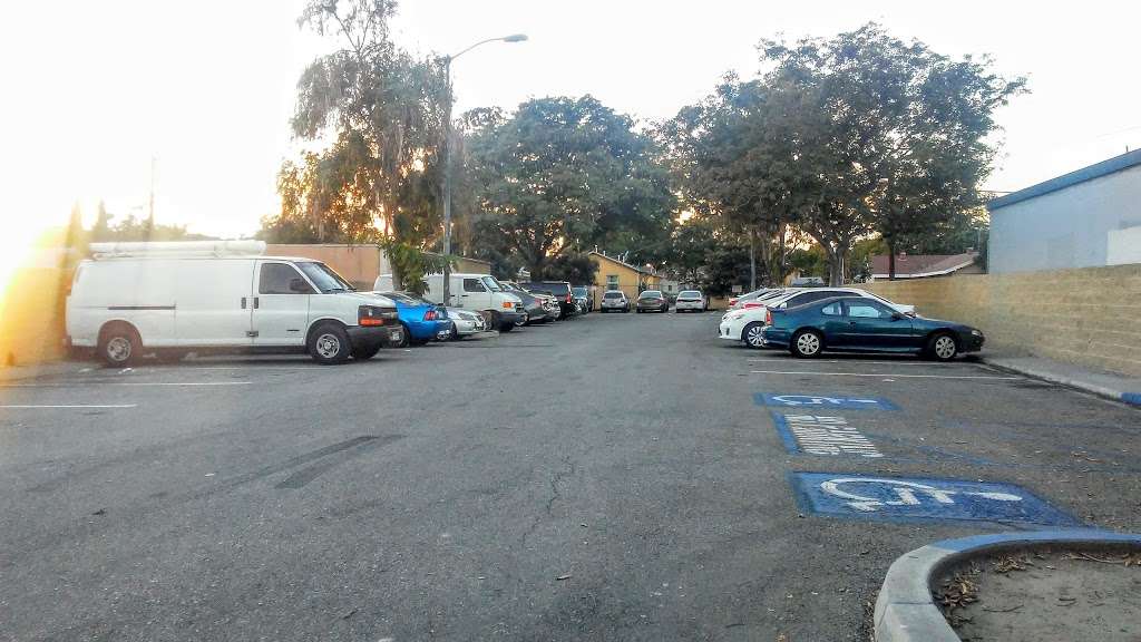 City Of Bell Gardens Public Parking | 6541 Eastern Ave, Bell Gardens, CA 90201, USA