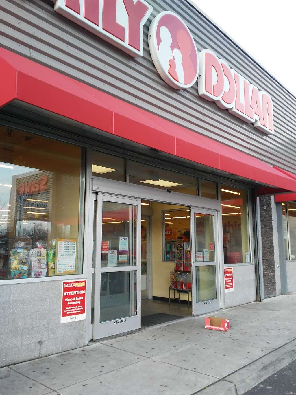 Family Dollar | 701 W Lehigh Ave, Philadelphia, PA 19133, USA | Phone: (267) 758-8987