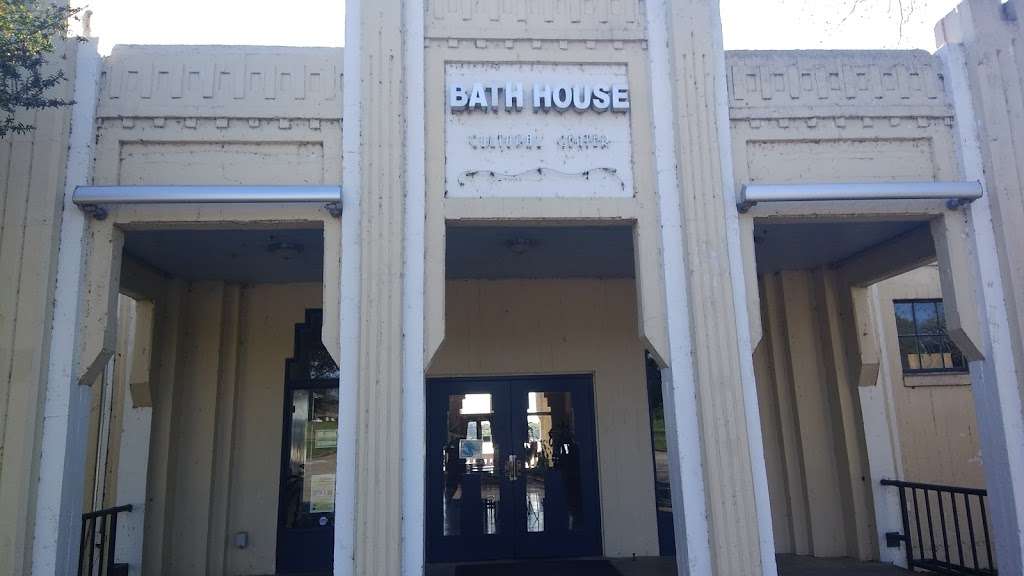 Bath House Cultural Center | 521 E Lawther Dr, Dallas, TX 75218, USA | Phone: (214) 670-8749