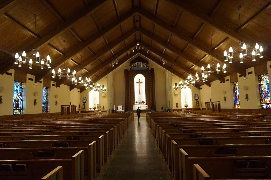 St Rose of Lima Church 2 Bayview Ave, Massapequa, NY 11758, USA