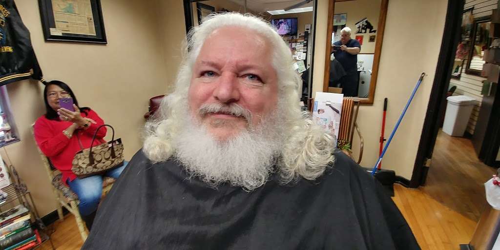 Michael D. The Barber | 715 N Bay St, Eustis, FL 32727, USA | Phone: (352) 308-9221