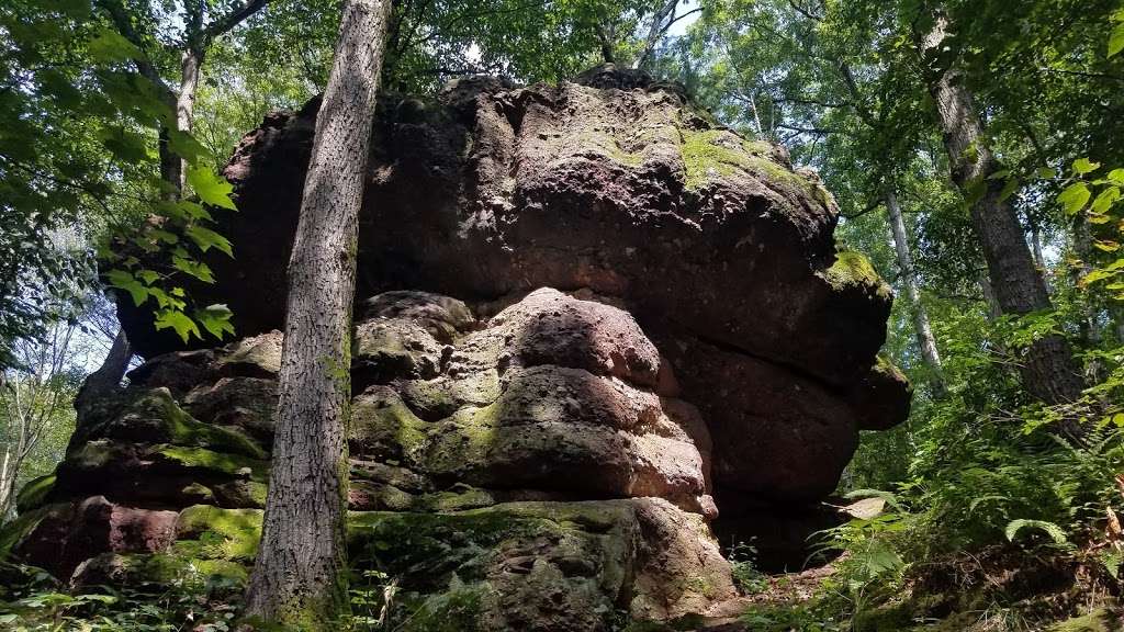 Hammer Creek Rocks | Lititz, PA 17543, USA | Phone: (610) 926-3136