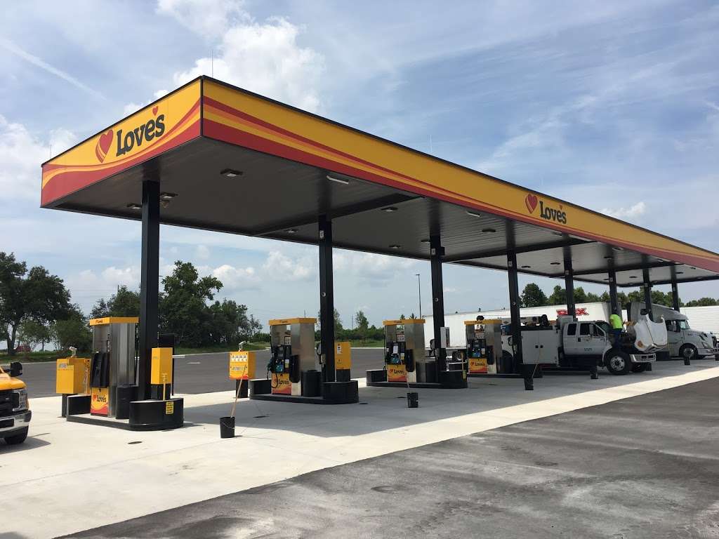 Loves Travel Stop | 17309 US-27, Lake Wales, FL 33859, USA | Phone: (863) 676-4440