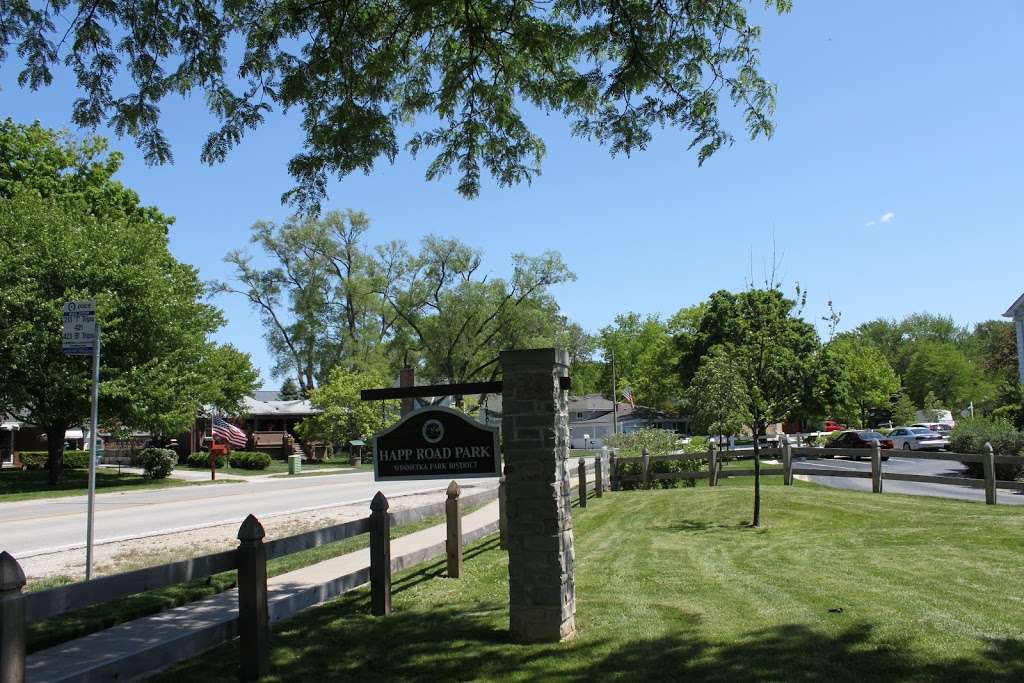 Happ Road Park | 1722 N Holder Ln, Northfield, IL 60093, USA | Phone: (847) 501-2040