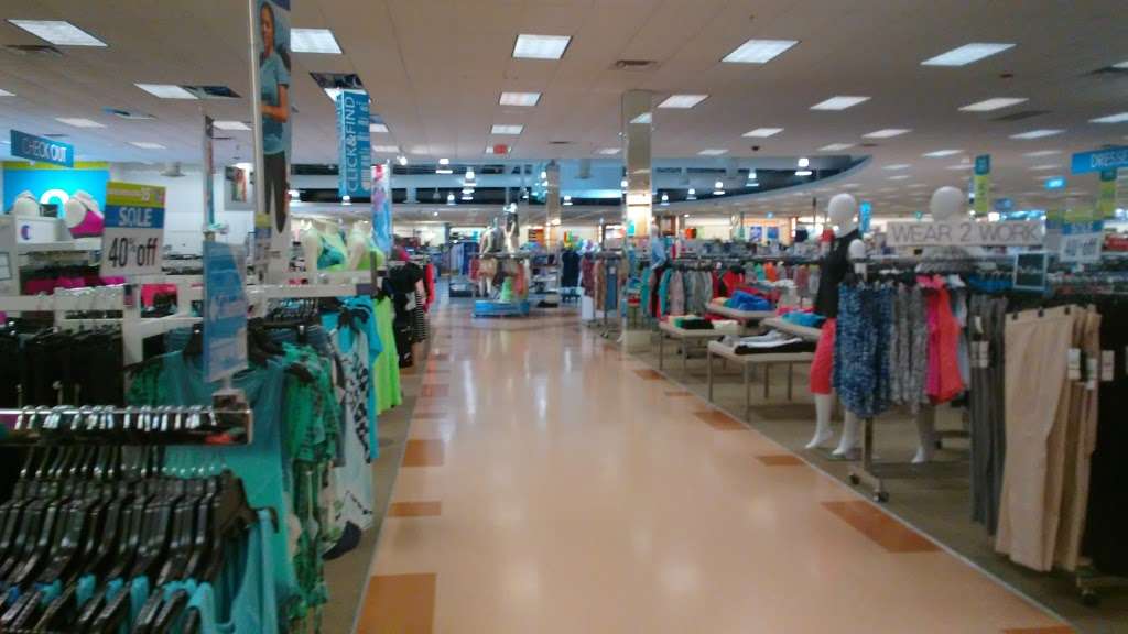 Bealls Florida | 3565 Lakeland Highlands Rd, Lakeland, FL 33803, USA | Phone: (863) 648-1608