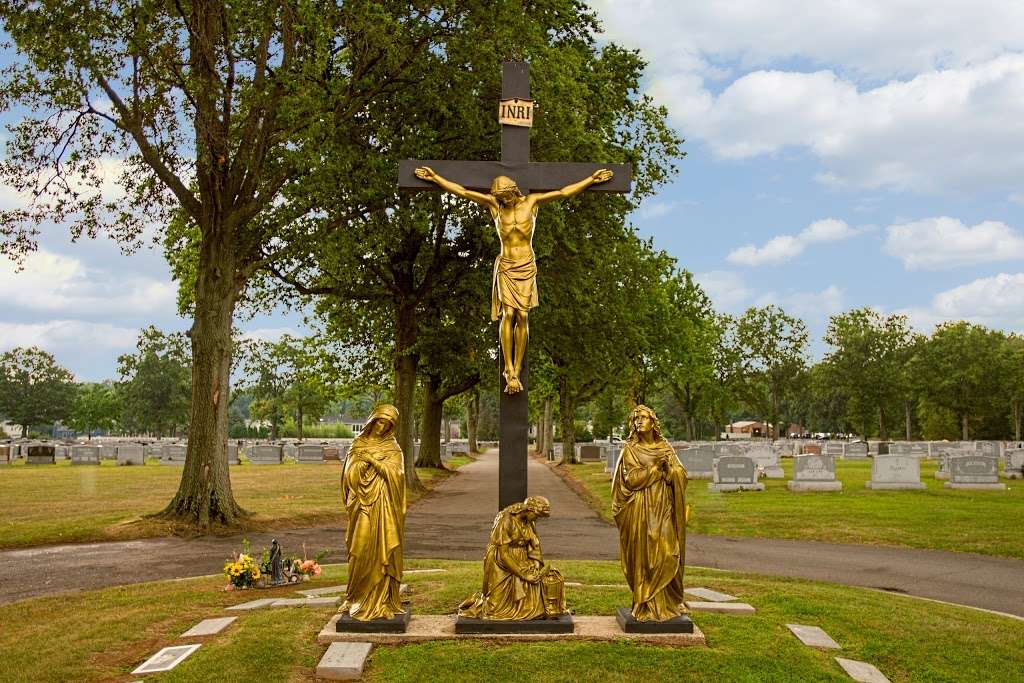 St Gertrude Cemetery | 53 Inman Ave, Colonia, NJ 07067, United States | Phone: (732) 388-0311