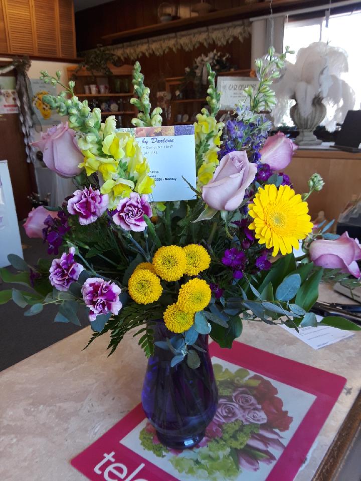 Flowers By Darlene | 7365 Erie Rd, Derby, NY 14047 | Phone: (716) 947-4133