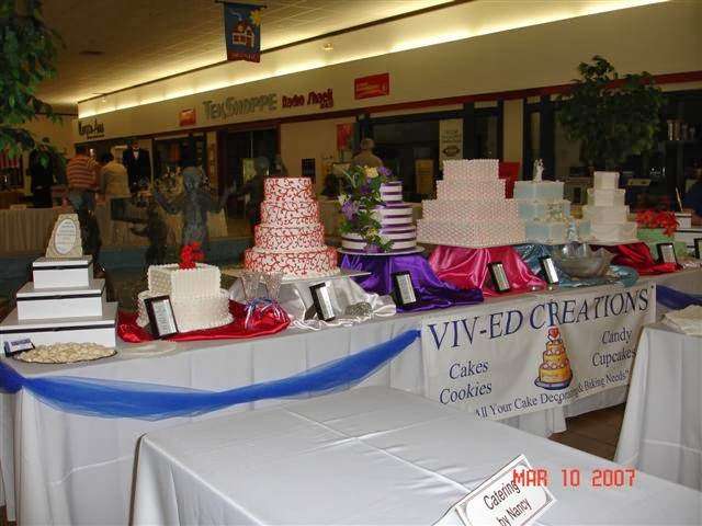 Viv-Ed Creations Custom Bakery | 2777 Cantrell Rd, Harrisonville, MO 64701, USA | Phone: (816) 380-4484