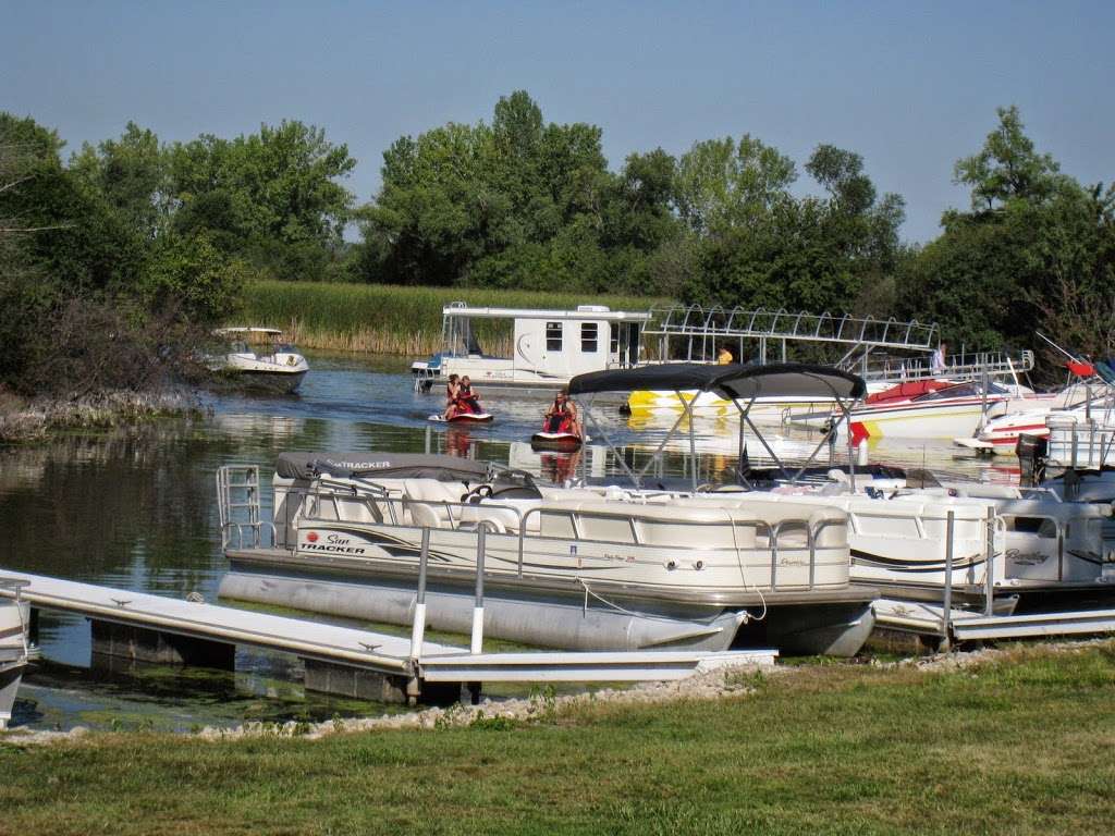 Grass Lake Marina and RV Park | 26250 W Heart O Lakes Blvd, Antioch, IL 60002 | Phone: (847) 395-6214