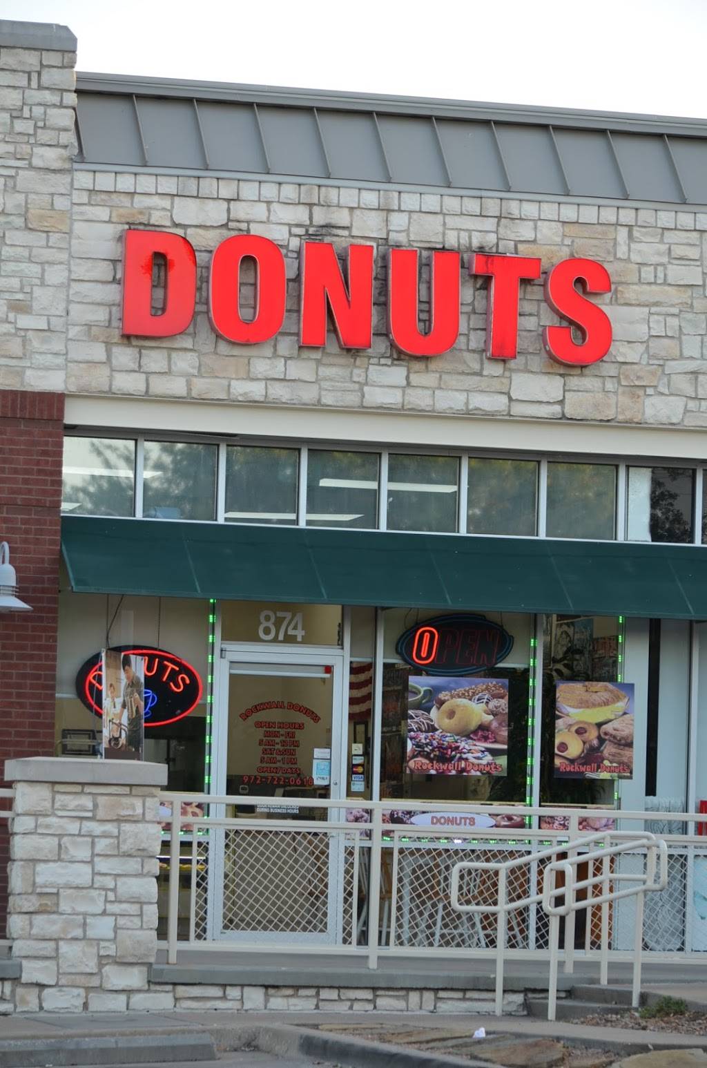 Rockwall Donuts | 874 W Rusk St, Rockwall, TX 75087, USA | Phone: (972) 722-0618