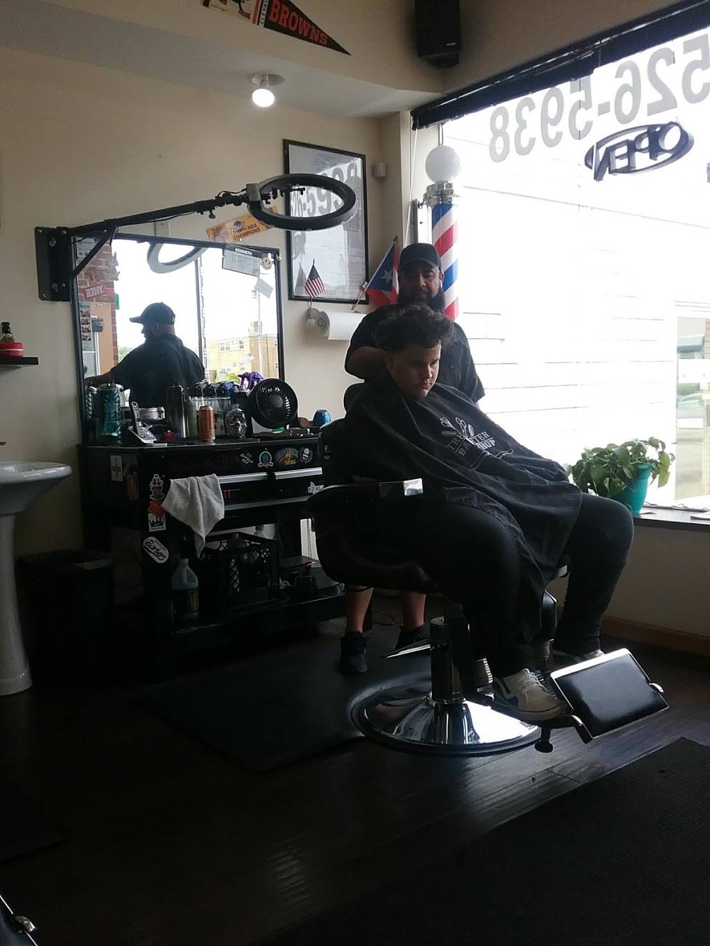 Trendsetter Barbershop | 4310 Ridge Rd, Brooklyn, OH 44144, USA | Phone: (216) 526-5938