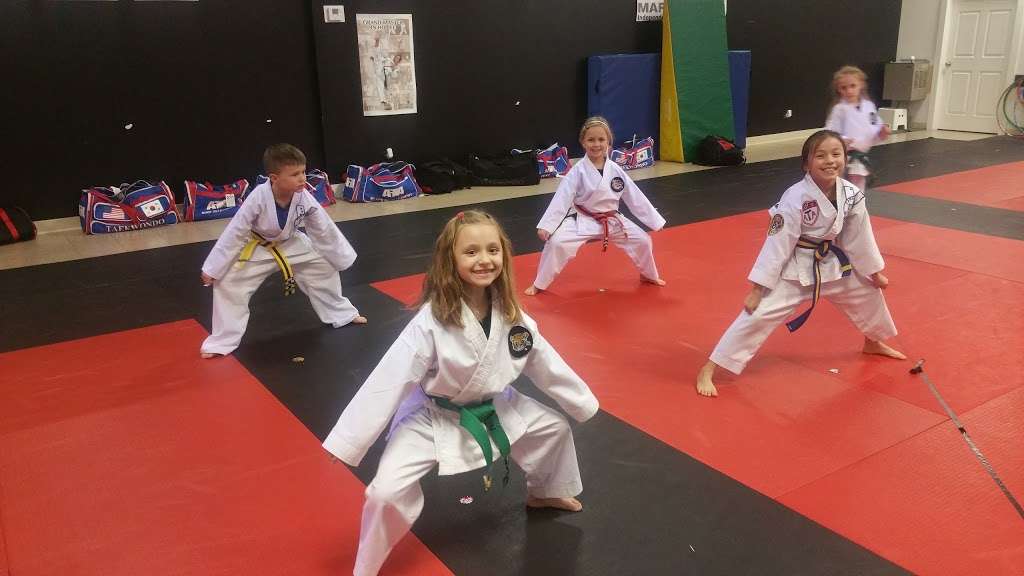 Karate For Kids | 15754 S Bell Rd, Homer Glen, IL 60491 | Phone: (708) 362-0910