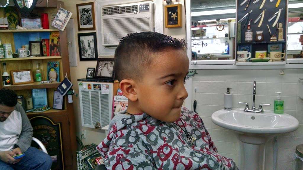 Vitos Barbershop | 402 S Main St, Haverhill, MA 01835, USA | Phone: (978) 469-9300