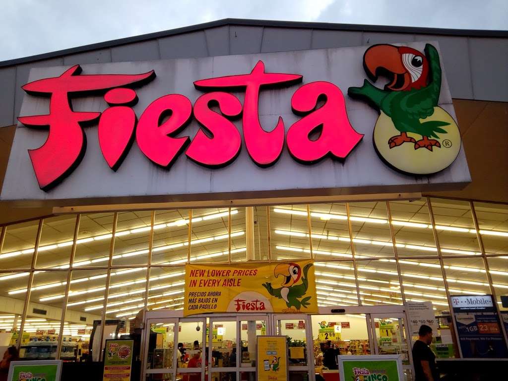 Fiesta Mart | 9420 Cullen Blvd, Houston, TX 77051 | Phone: (713) 731-2100