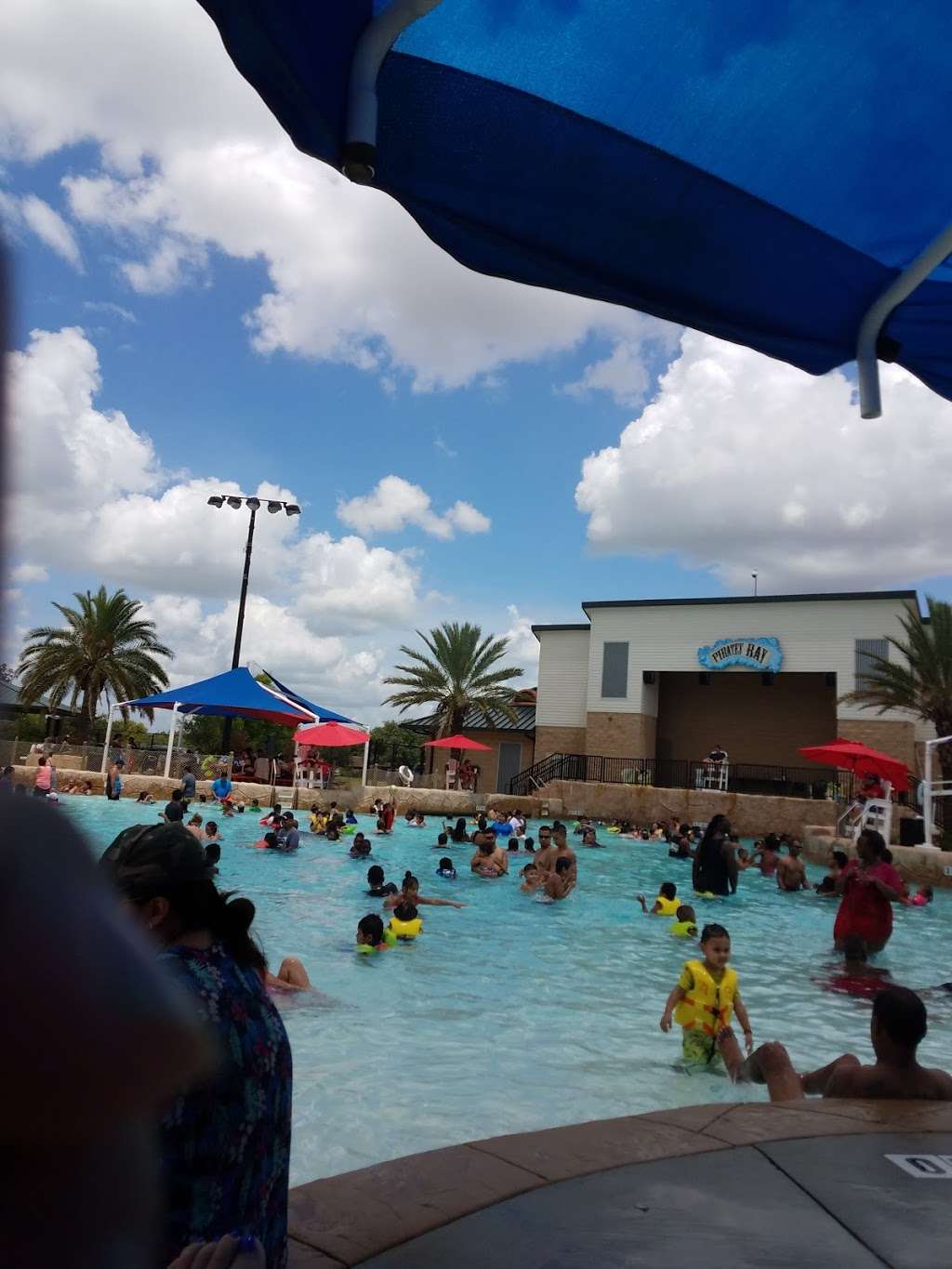 Pirates Bay Waterpark | 5300 E Rd, Baytown, TX 77521, USA | Phone: (281) 422-1150