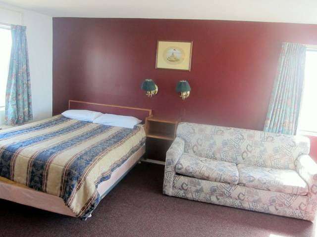 Hampton Harbor Motel | 210 Ashworth Ave, Hampton, NH 03842, USA | Phone: (603) 926-4432