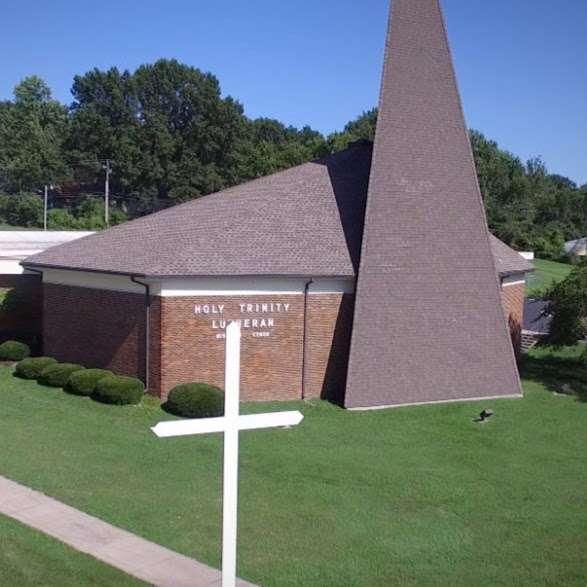 Holy Trinity Lutheran Church | 5901 E 135th St, Grandview, MO 64030, USA | Phone: (816) 763-3211