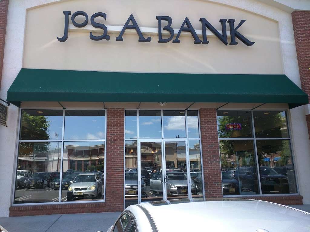 Jos. A. Bank | 957 Haddonfield Rd Suite F, Cherry Hill, NJ 08002, USA | Phone: (856) 488-6100