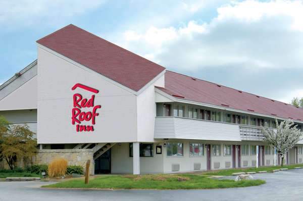 Red Roof Inn Michigan City | 110 W Kieffer Rd, Michigan City, IN 46360 | Phone: (219) 874-5251