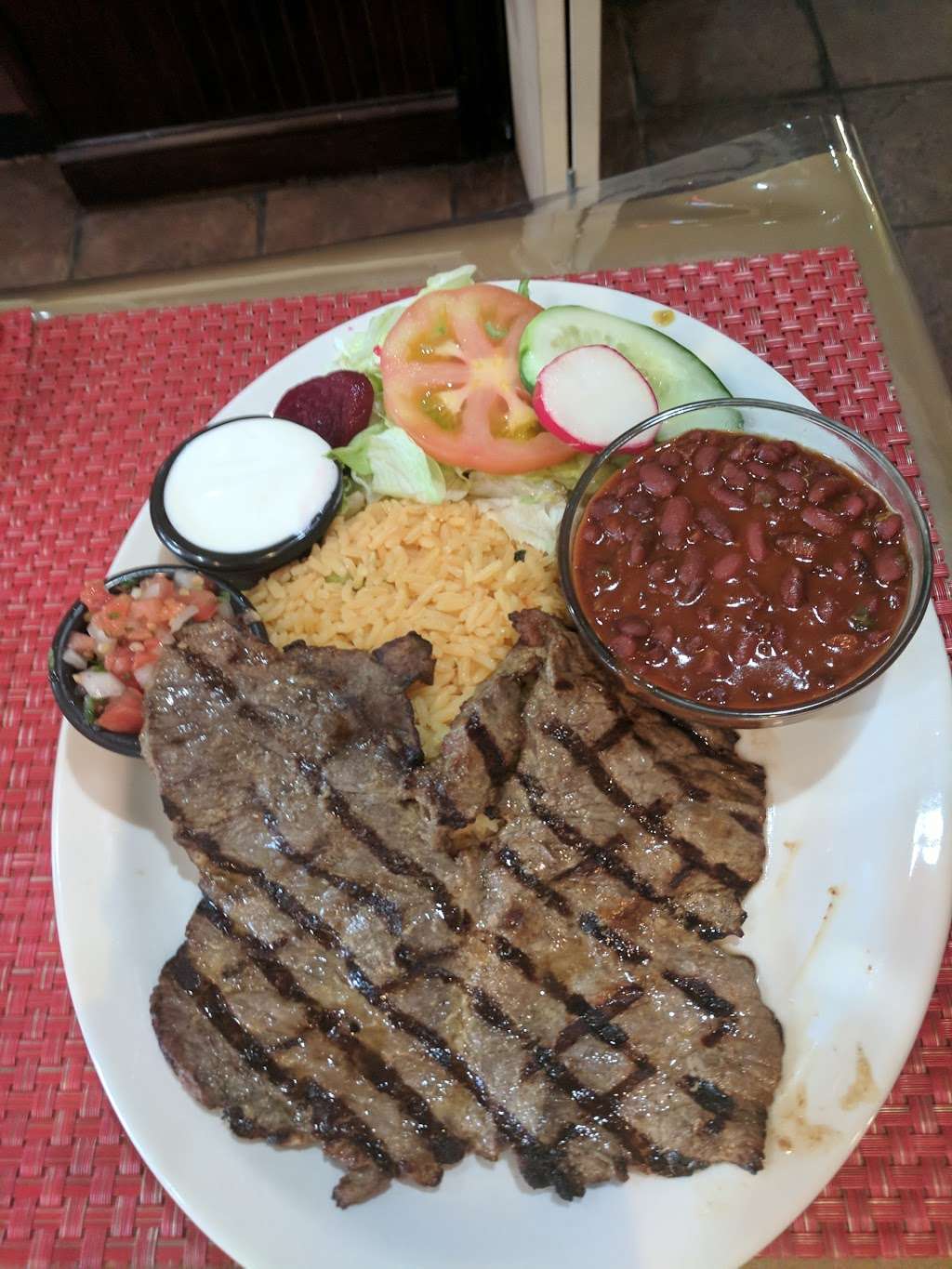 Costa Del Sol Restaurant | 502 Roosevelt Ave, Central Falls, RI 02863 | Phone: (401) 727-1090