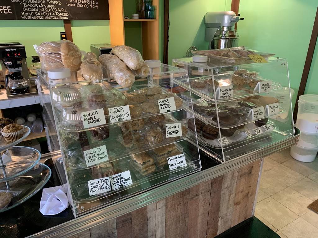 Bars & Bites Bakery | 252B Park Ave, East Rutherford, NJ 07073, USA | Phone: (201) 559-6862