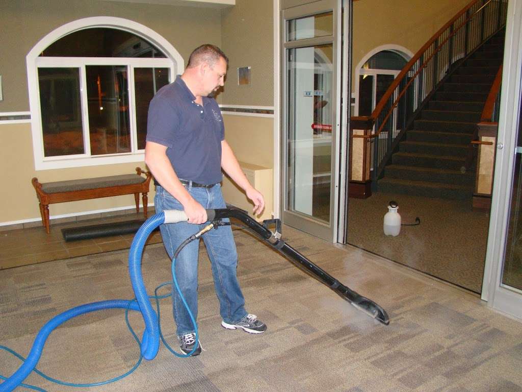 Midwestern Steam Clean Carpet & Air Duct Cleaning | 1002 Montana Ct, Windsor, CO 80550, USA | Phone: (970) 219-1520