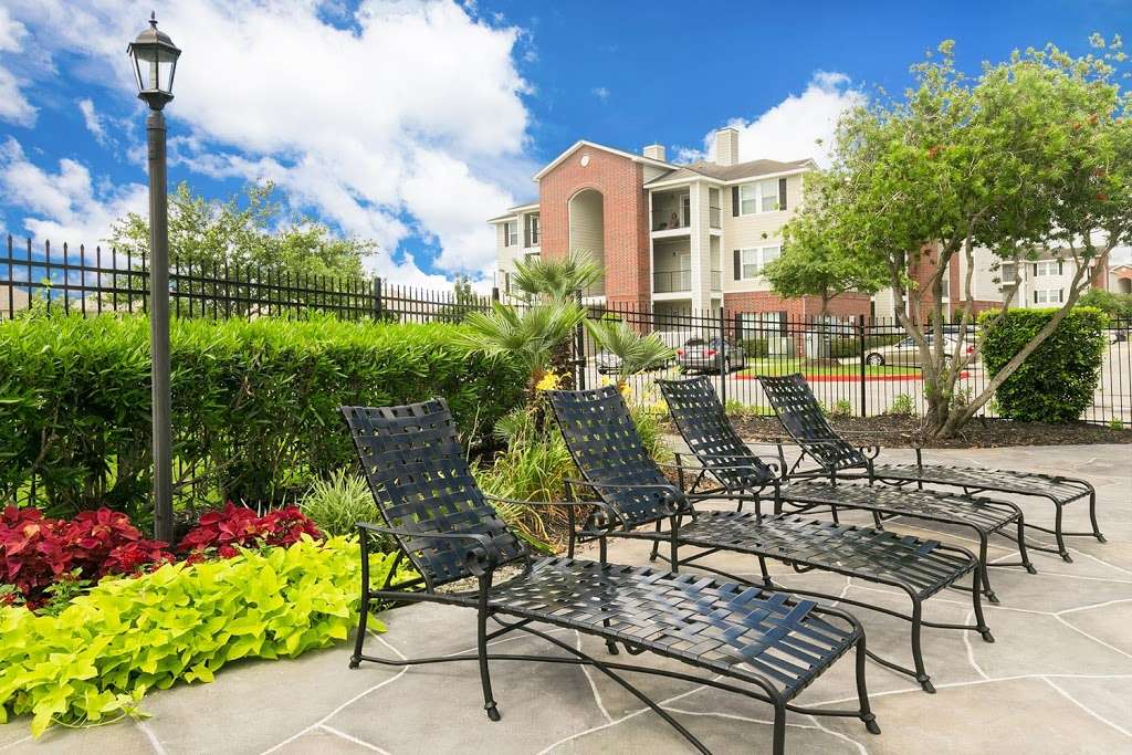 Landmark at City Park Apartments | 2201 W Orem Dr, Houston, TX 77047, USA | Phone: (281) 916-5538