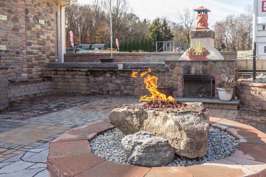 Galantino Masonry and Landscape Supply Co Inc | 725 Old Marple Rd, Springfield, PA 19064, USA | Phone: (610) 544-2586