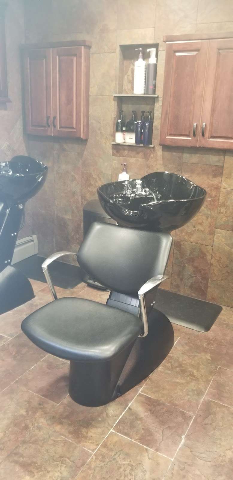 Salon Azzurro | 133 Washington St, Rocky Hill, NJ 08553, USA | Phone: (609) 924-1200