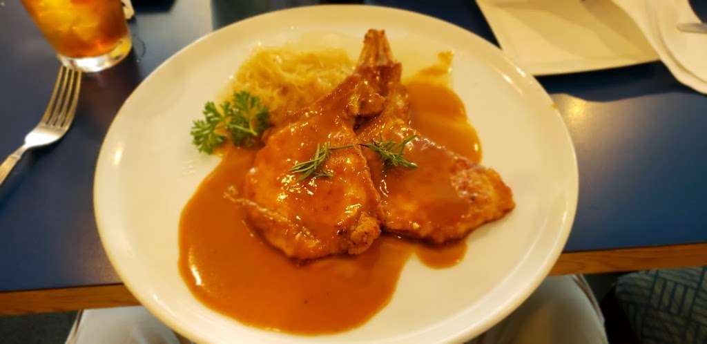 Euro Bistro | 314 Elden St, Herndon, VA 20170, USA | Phone: (703) 481-8158
