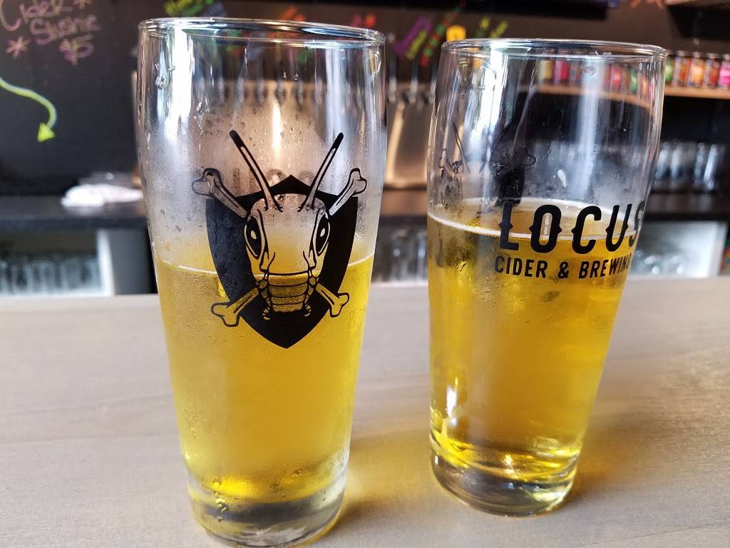 Locust Cider & Brewing Alki Beach | 2820 Alki Ave SW, Seattle, WA 98116, USA | Phone: (206) 708-6458