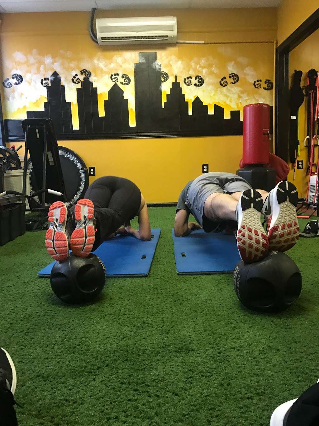 Daily Grind Fitness | 4 E 1st Ave #101, Conshohocken, PA 19428, USA | Phone: (877) 774-7463