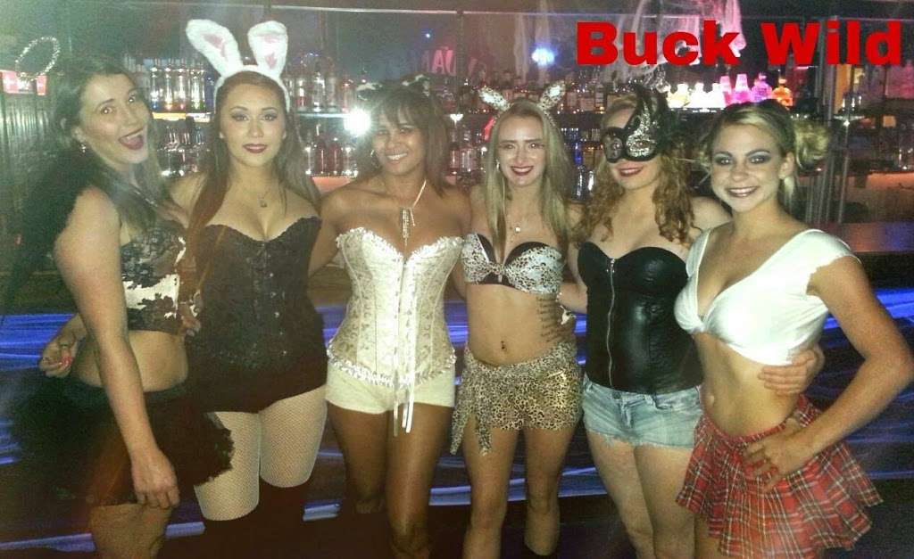 Buck Wild Country Dance Club | 1025 W NASA Pkwy, Webster, TX 77598, USA | Phone: (281) 332-1199