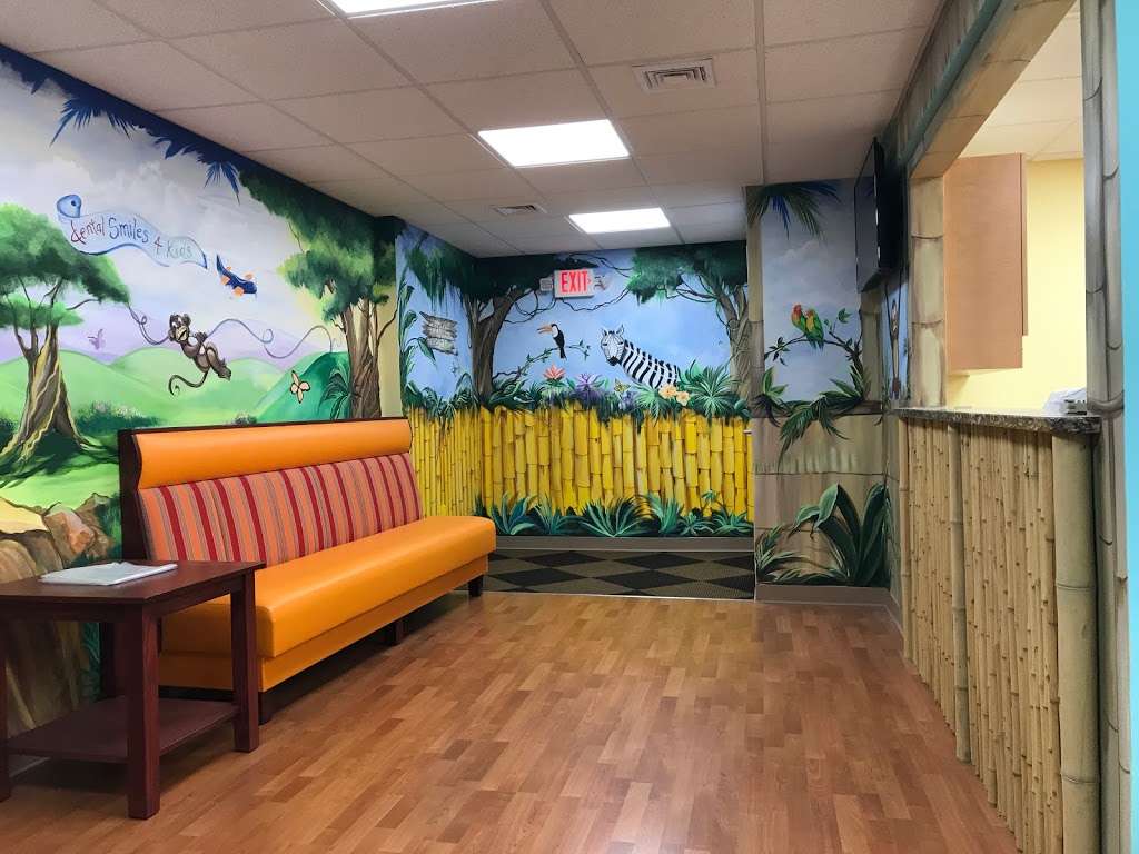 Dental Smiles 4 Kids Babylon | 919 Deer Park Ave, North Babylon, NY 11703, USA | Phone: (631) 893-7000