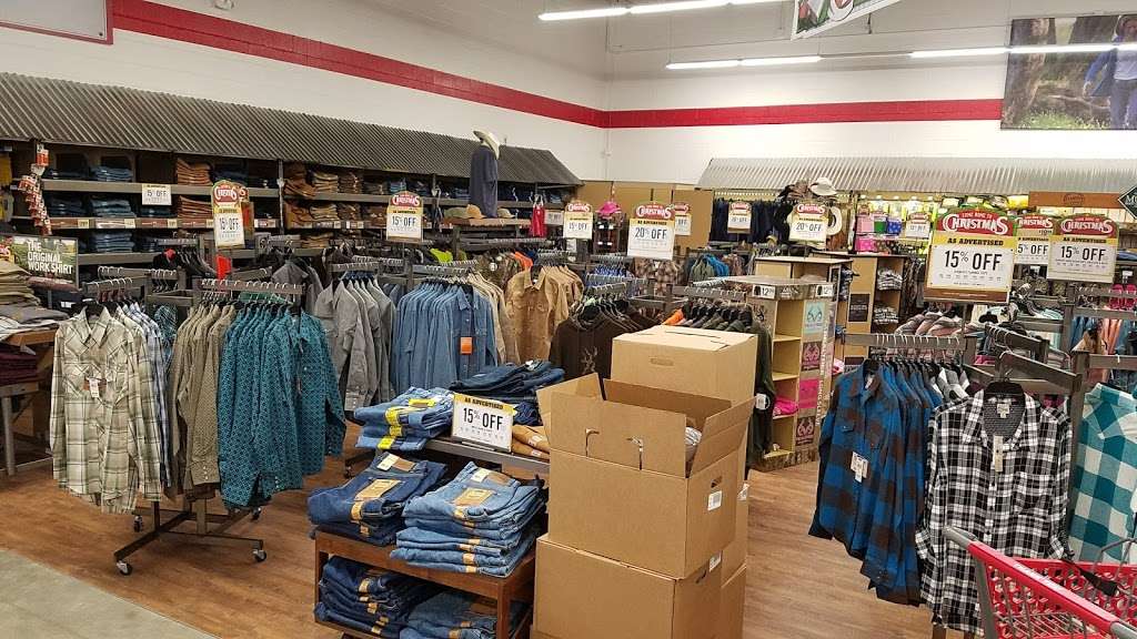 Tractor Supply Co. | 222 Mountain Rd, Fallston, MD 21047, USA | Phone: (410) 420-1212