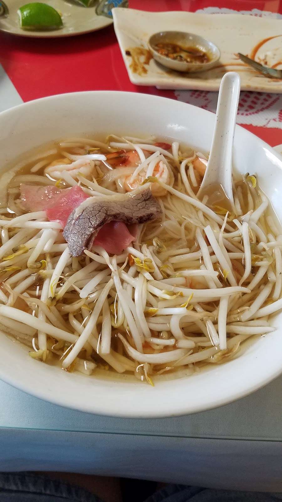 Pho And Grill International | 9610 Campo Rd, Spring Valley, CA 91977, USA | Phone: (619) 825-8585