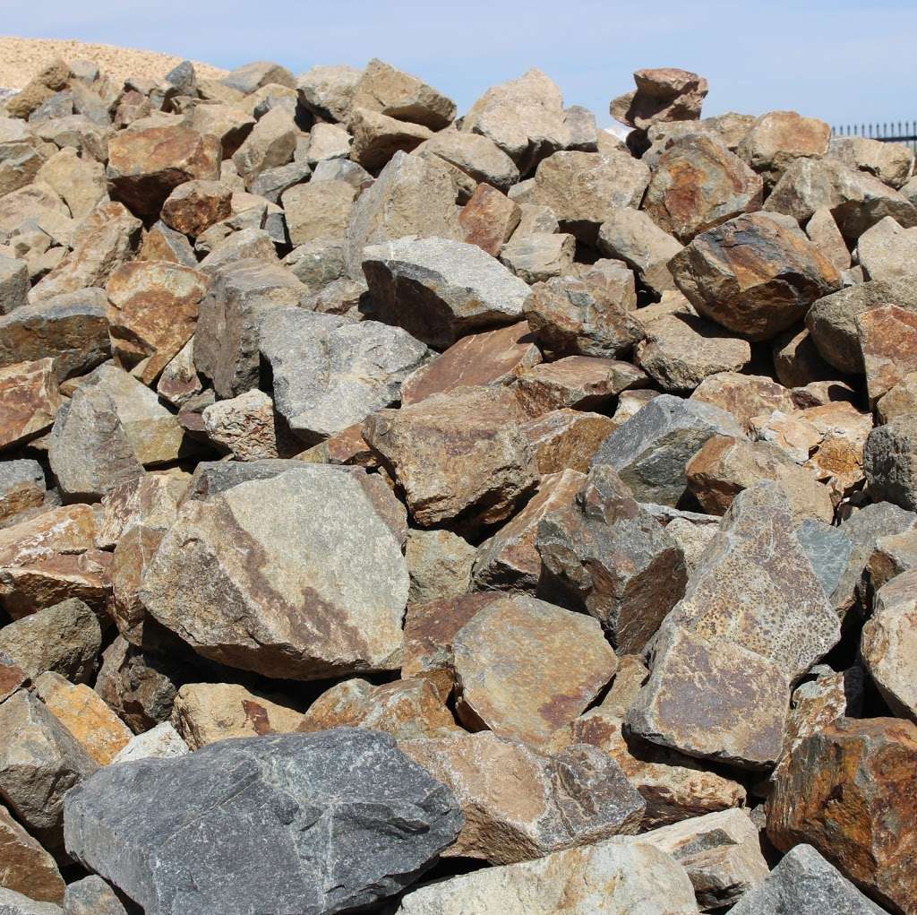 Affordable Decorative Rock | 9403 E Ave, Hesperia, CA 92345, USA | Phone: (760) 995-6645