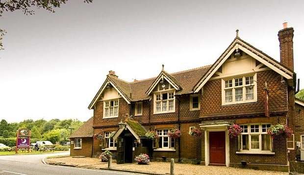 Premier Inn London Gatwick Airport East | Balcombe Rd, Crawley RH10 3NL, UK | Phone: 0871 527 8410