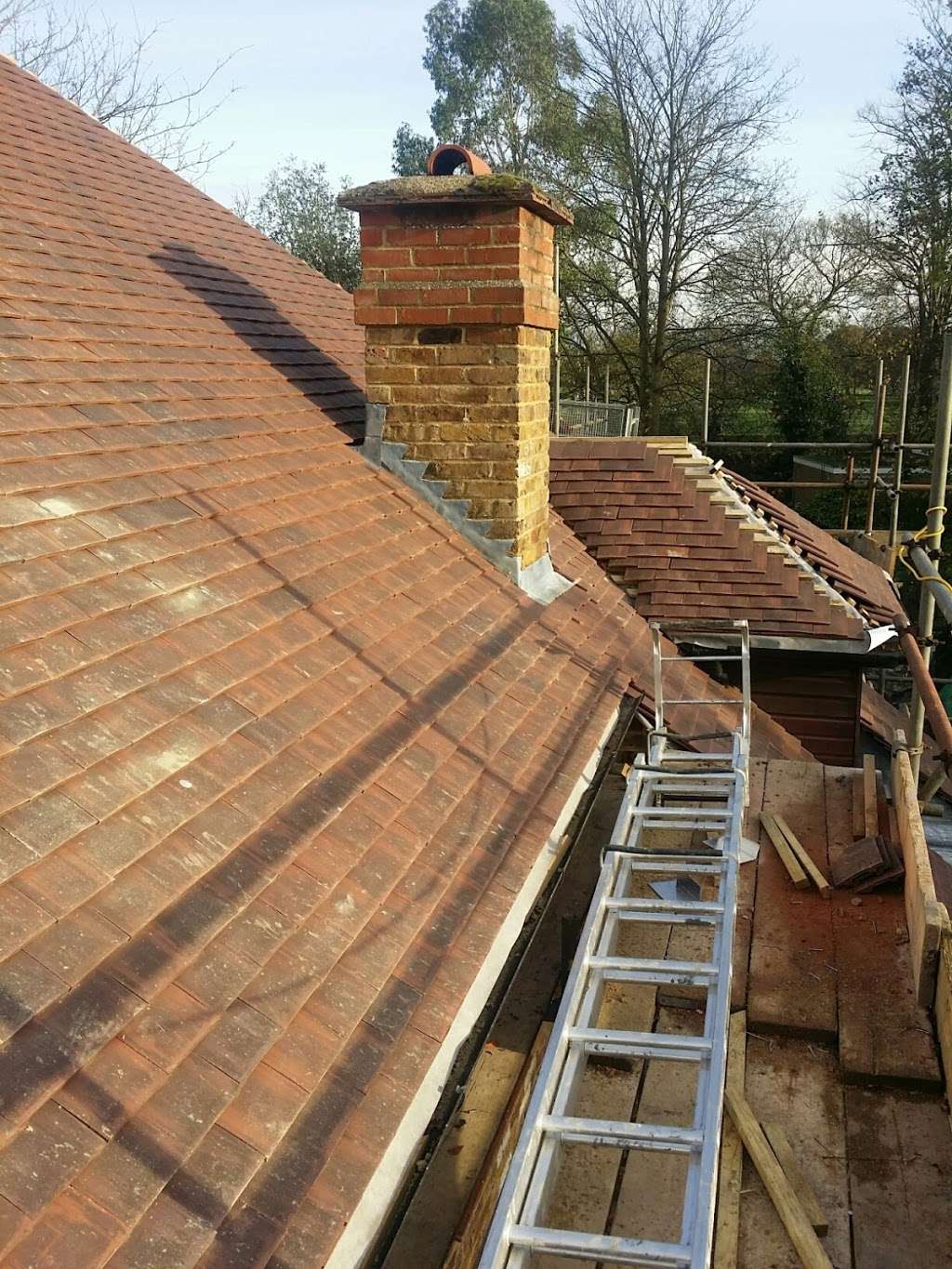 HAC Roofing | 394 Leatherhead Rd, Chessington KT9 2NP, UK | Phone: 01372 725231