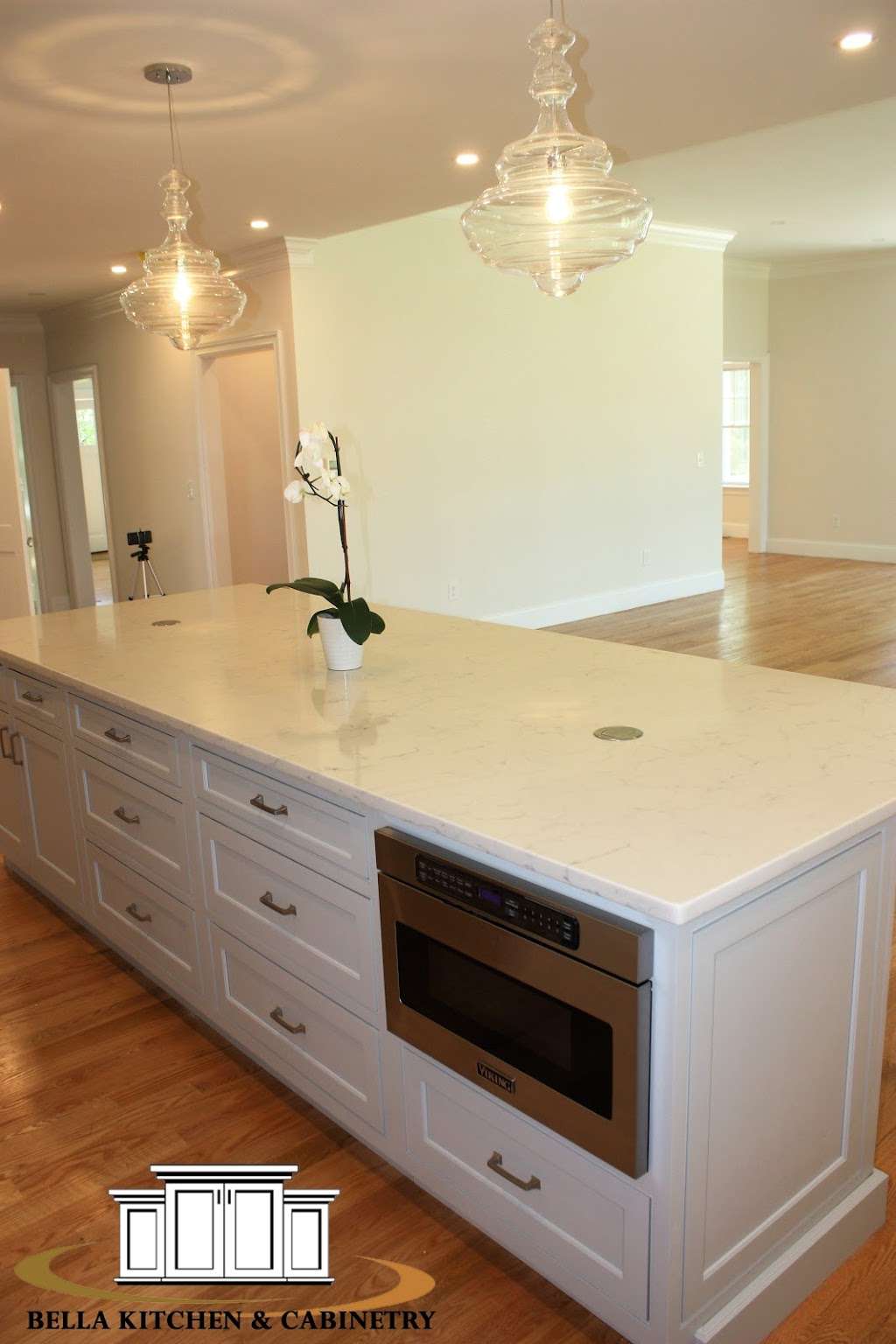 Bella Kitchen & Cabinetry Inc | 10 Main St, Ashland, MA 01721, USA | Phone: (508) 834-8356