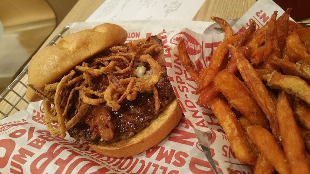 Smashburger | 6645 S Fry Rd Ste 600, Katy, TX 77494, USA | Phone: (281) 644-0105