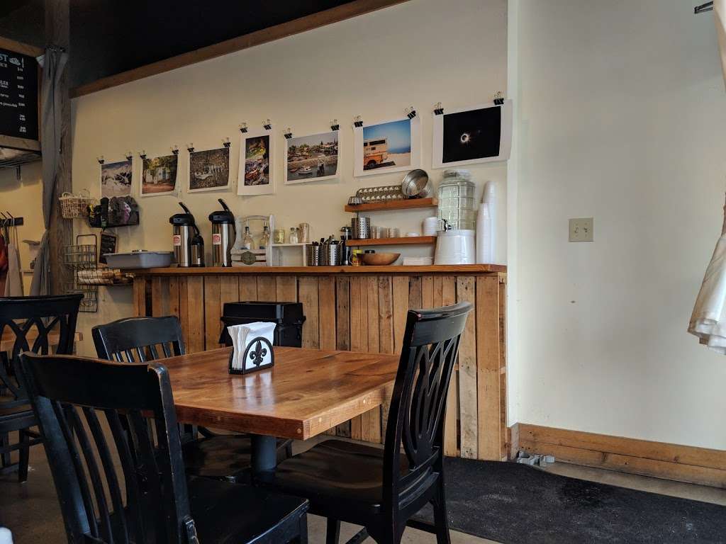 La Fillette | 4416 8th Ave, Denver, CO 80220, USA | Phone: (303) 355-0022