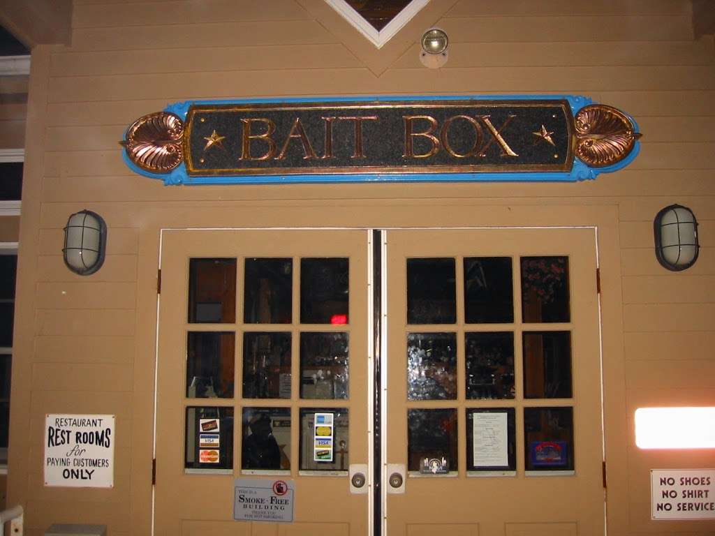 Bait Box Restaurant | 30 Hancock Harbor Rd, Greenwich, NJ 08323 | Phone: (856) 455-2610