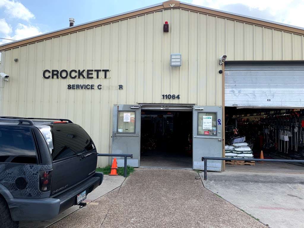 Crockett Service Center | 11064 Harry Hines Blvd, Dallas, TX 75229 | Phone: (972) 243-3933