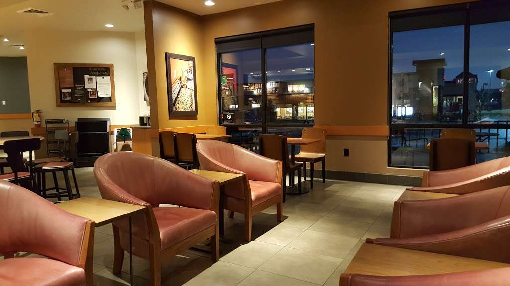 Starbucks | 9301 E Arapahoe Rd, Greenwood Village, CO 80111, USA | Phone: (303) 790-1299