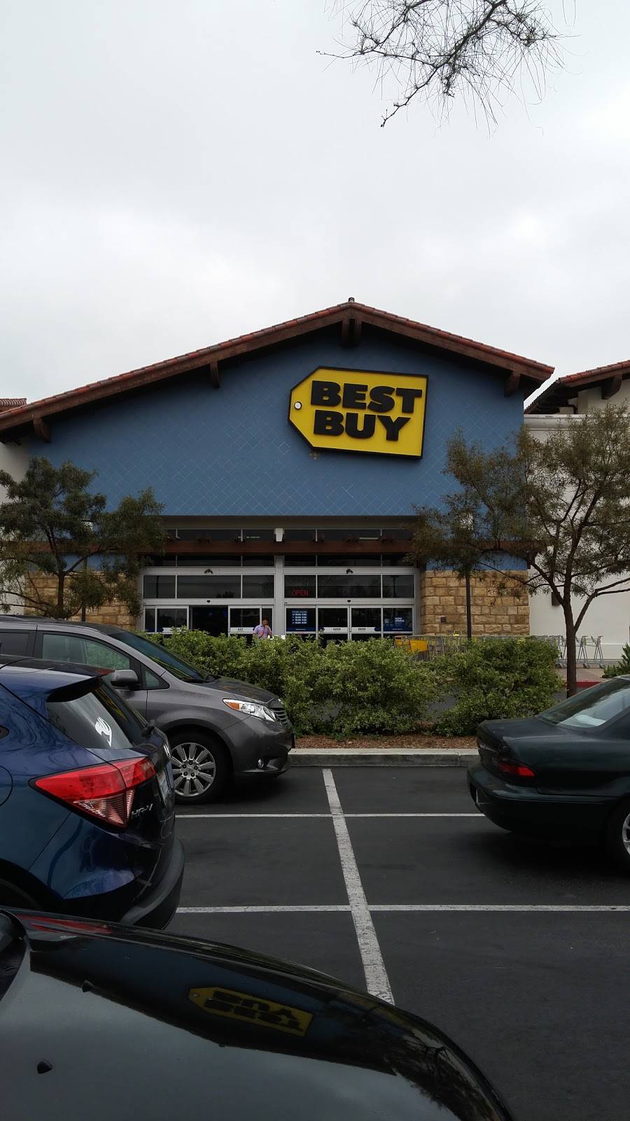 Best Buy | 2015 Birch Rd Ste 2300, Chula Vista, CA 91915, USA | Phone: (619) 397-4050