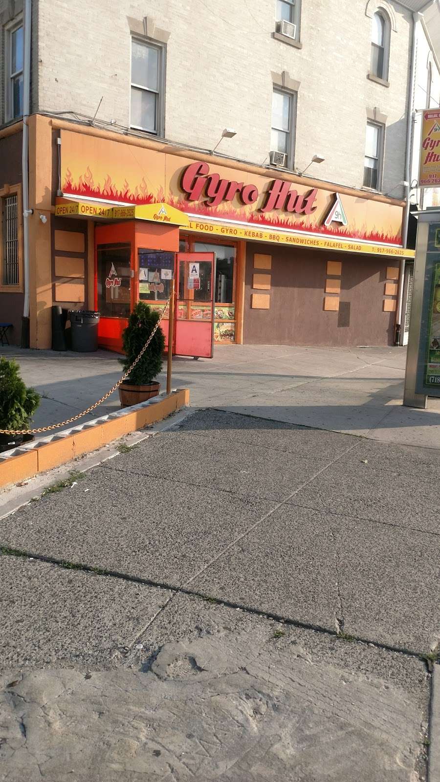 Gyro Hut | 1043 Coney Island Ave, Brooklyn, NY 11230, USA | Phone: (917) 966-2625