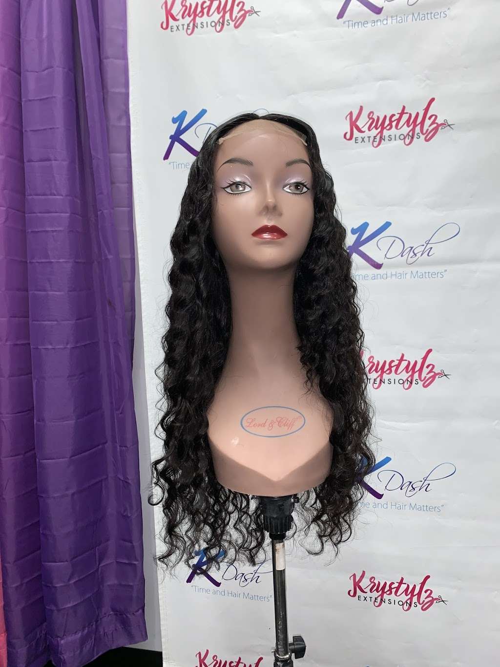 Krystylz extensions | 921 W Belt Line Rd, DeSoto, TX 75115, USA | Phone: (469) 297-8342